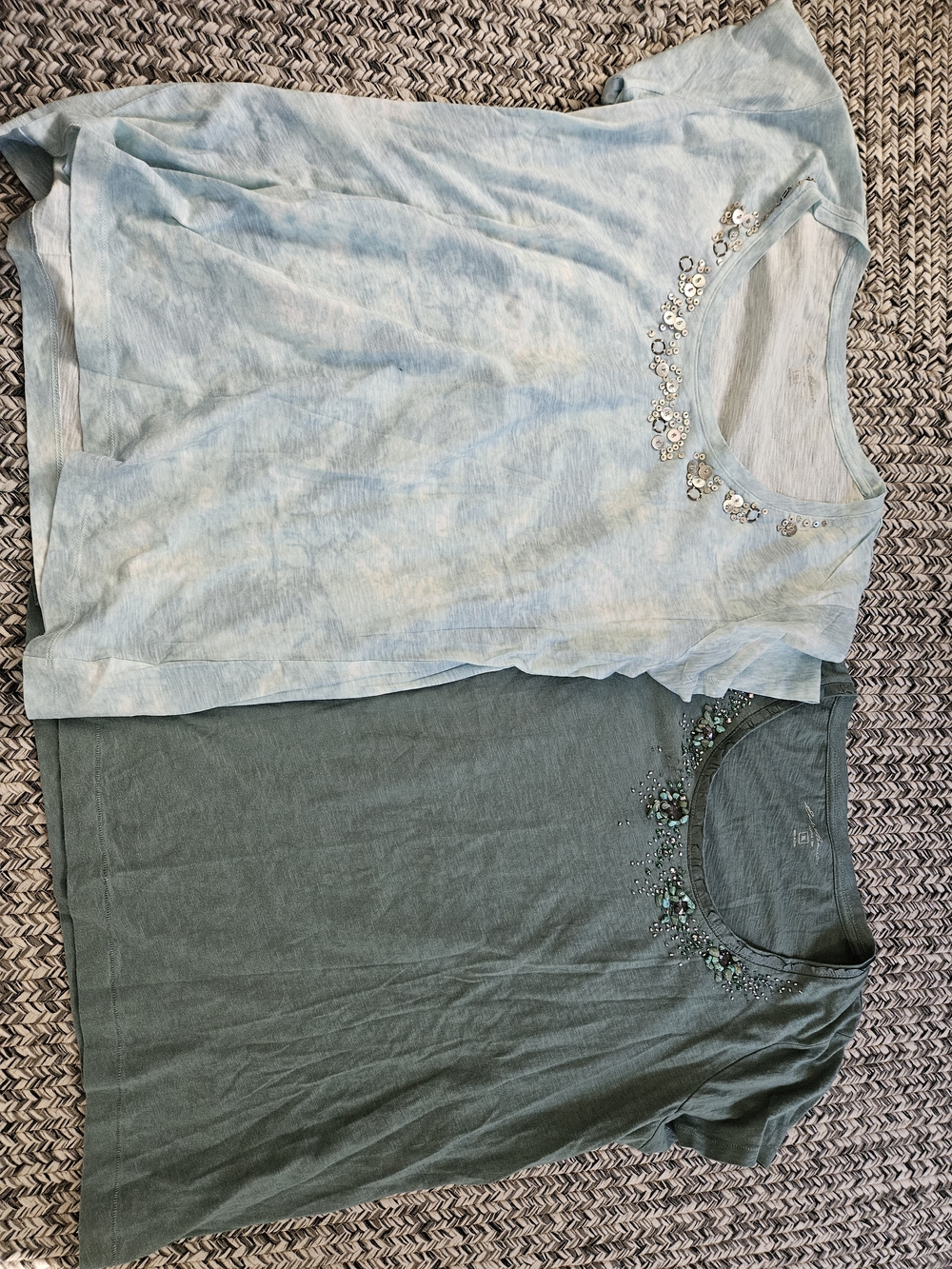 2 Eddie Bauer Embellished Scoop Neck Women's Top in Light Blue and Sage  TALL XL
